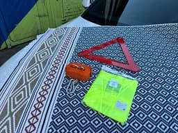 Набір автомобіліста Аварійна зупинка 1 Трос + Знак + Жилет - мініатюра 2