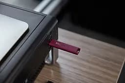 Флеш-накопичувач USB3.2 1TB Kingston DataTraveler Max Red (DTMAXA/1TB) - мініатюра 4
