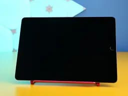Планшет Apple iPad (2017) 32GB Wi-Fi Space Gray (MP2F2) Б/У [159994] - мініатюра 2