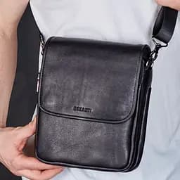 Месенджер із клапаном через плече 24х20х6, шкіряна барсетка Tiding Bag TD-20033 чорна 200