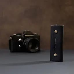Шкіряна ключниця Grande Pelle 11352 чорний