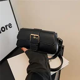 Кросбоді з еко-шкіри зі стильним замком Lilly P4-1588A