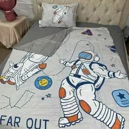Комплект постельного белья с летним одеялом Laura Grand 100% котон - полуторный набор с наволочкой космонефти