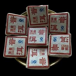 Шу пуэр высшей категории DINGJI 2003 год 100 г