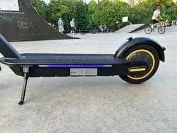 Електросамокат KUGOO G30 PRO Max 600W 18Ah чорний , з переднім амортизатором та посиленим акумулятором - мініатюра 5