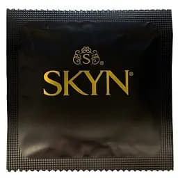 Безлатексні презервативи меншого розміру Skyn Close Feel
