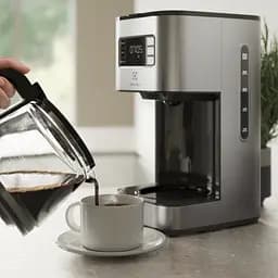 Кавоварка Electrolux E5CM1-6ST крапельна - мініатюра 6