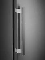 Холодильна камера Electrolux (RRC5ME38X2) - мініатюра 3