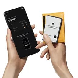 Апаратний криптогаманець Ledger Stax з чохлом Magnet Shell - мініатюра 6
