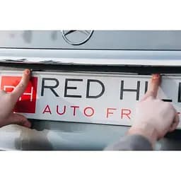 Рамки-невидимки Red Hill атомобільні комплект на одне авто чорні (24-053-IS) - мініатюра 5