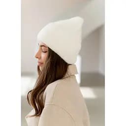 Женская вязаная шапка ангора 80% с орнаментом и флисовой подкладкой Белый