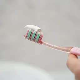Зубна щітка Fesco Ultra Multi Brush Soft Рожева (4820204702090) - мініатюра 6