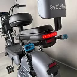 Електровелосипед EVOBIKE Nova S 500W 48V 12Ah з 2 сидіннями, корзиною та поворотниками, простий і надійний, для міста і села, графітові-сірого кольору - мініатюра 8