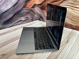 Ноутбук Apple MacBook Pro 13" 2018 i7-8559U/16/500 (C02XJ0R9JHD2) Б/в - мініатюра 3