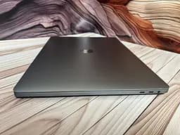 Ноутбук Apple MacBook Pro 16" i7-9750H/32/512 (C02DR632MD6R) Б/в - мініатюра 6