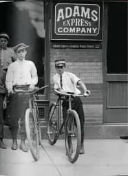 Lewis W. Hine. America at Work - мініатюра 8