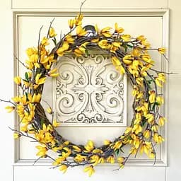 Вінок декоративний Hvoya весняний з форзиції 50 см