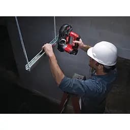 Пила стрічкова акумуляторна MILWAUKEE, M12 BS-402C (зарядний пристрій С12 С, 2 акумулятори М12 В4 4Ач, полотно, кейс) - мініатюра 8