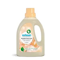 Органический смягчитель / ополаскиватель тканей Fabric Softener для быстрой глажки SODASAN 0,75 л