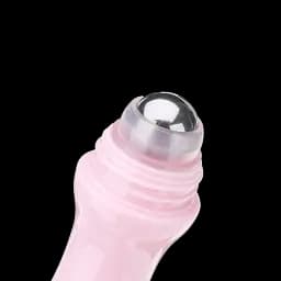 Сироватка для шкіри навколо очей Biovene Niacinamide Pro-Youth Revitalizing Eye Roller with Anti-Aging Peptides & Niacinamide 15 мл - мініатюра 3