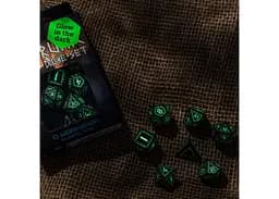 Набір кубиків Runic Black & glow-in-the-dark Dice Set , 7 шт. (SRUN03) - мініатюра 4