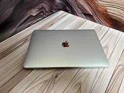 Ноутбук Apple MacBook Pro 13" 2020 i7-1068NG7/32/512 (C02GD0WBML87) Б/в - мініатюра 8