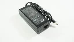 Блок живлення для ноутбука Samsung 19V, 3.16A, 60W, 5.5x3.0-PIN (без кабеля!) - мініатюра 2