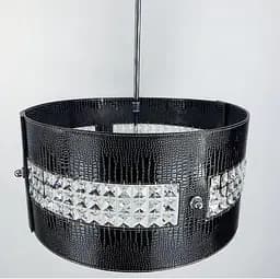 Современная модель из экокожи и хрустальными камешками Line.F S 005/4 BK