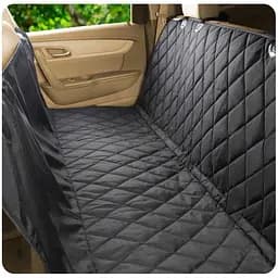 Накидка на сидіння в авто Croci Belfast стьобана для тварин 147х137 см чорна