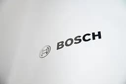 Водонагрівач Bosch Tronic 2000, 80 л, 2 кВт, мокрий ТЕН, вертикальний, Slim, білий (7736504521) - мініатюра 2