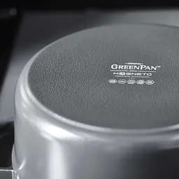 Каструля GreenPan Featherweights  з кришкою 28 см 6.3 л чорна (CC005057-001) - мініатюра 2