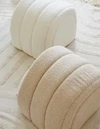 Лежак-будиночок ортопедичний для собак "Shell Teddy" молочний S (42*45см) - мініатюра 3