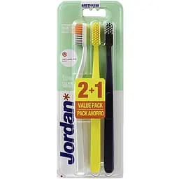 Зубна щітка Jordan Clean Smile в асортименті 3 шт.