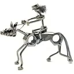 Техно-арт "Наїзниця" 25х18х7 см