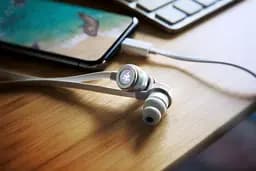 Навушники Razer Hammerhead for iOS Mercury Ed.Mic White (RZ04-02090200-R3M1) - мініатюра 4