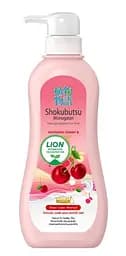 Крем-гель для душу Lion Shokubutsu Monogatari Whitening Cherry Hokkaido Milk