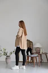 Жіноча сорочка для вагітних стилю oversize з мікровельвету Varna розмір 2XL-3XL Lullababe бежева - мініатюра 3