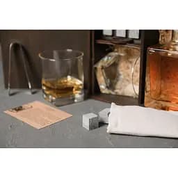 Подарунковий набір Whiskey Stones камені для віскі у дерев'яному пеналі №7 + декантер і 2 склянки Pasabahce + щипці + мішечок - мініатюра 5