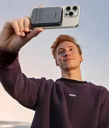 Зовнішній акумулятор Ugreen PB561 Foldable Kickstand Magnetic Battery 10000mAh для iPhone 15 Pro 14 сірий - мініатюра 5