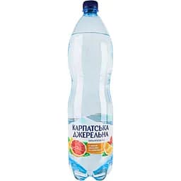 Напій Карпатська Джерельна зі смаком апельсина та грейпфрута сильногазований 1.5 л (393548)