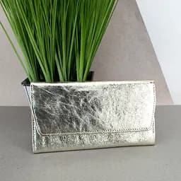 Кошелек женский кожаный Leona на кнопке золотой