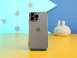 Смартфон Apple iPhone 15 Pro Max 512GB Natural Titanium (MU7E3) Б/В [157771] - мініатюра 6