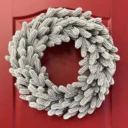Вінок хвойний різдвяний Hvoya Traditional литий засніжений 40 см