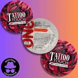 Презерватив One Tattoo Touch з текстурним малюнком червоний 1 шт.  - мініатюра 3