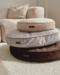 Лежак-подушка ортопедична для собак "Pearl" з ефектом пам'яті Memory Foam бежевий М 85см - мініатюра 3