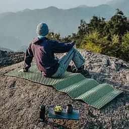 Килимок складаний IXPE Naturehike CNK2450WS044, алюмінієва плівка, 195x60х1,8 см, оливковий зелений - мініатюра 11