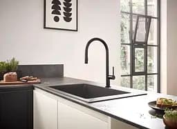 Змішувач Hansgrohe Talis 210 1jet кухонний з витяжним виливом Matt Black 72802670 Чорний матовий - мініатюра 3