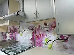 Кухонний фартух Пишні Орхідеї вінілова наклейка для кухні Квіти роса Рожевий 65х250 см Happy Pocket Z181385 - мініатюра 10