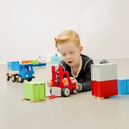 Іграшка New Classic Toys Навантажувач червоний (10920) - мініатюра 2