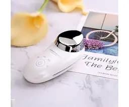 TOUCHBeauty TB-1681, Масажер для обличчя з іонним ефектом та вібраціями, крем-бустер Тач Б'юті, білий - мініатюра 7
